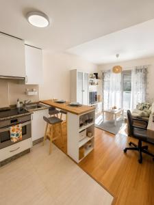 2 Bedroom Apartment On The Beach