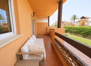 Charming 2-bedroom apartment with a pool