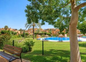 Charming 2-bedroom apartment with a pool