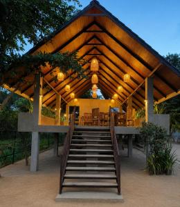 J Villa Sigiriya - Private Pool Chalets