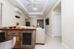 Oceanpointe Luxury Retreat