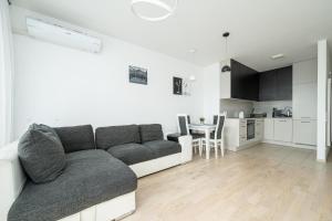 RentPlanet - Apartament Obozowa