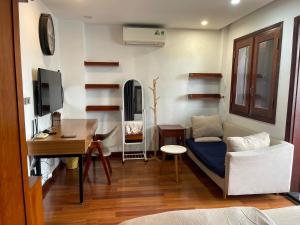 Margot Boutique Apartment & Travel