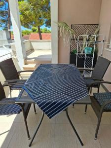 Beachside Villa Marko