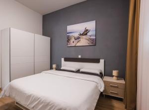 Antonio Lux Modern Apartment Near The Sea