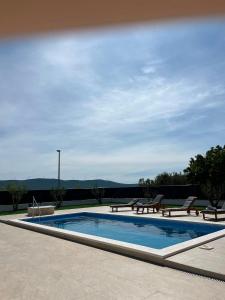 Villa Karla Luxury Pool Villa near Šibenik & Krka