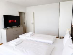 Practical and cozy City Studio - Art 6