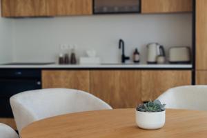 Jaanson Residences with Sauna & Free Parking