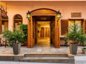 Acropole Delphi City Hotel