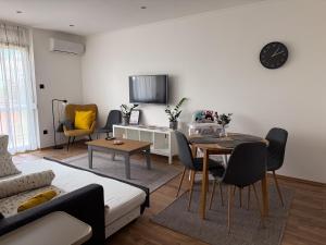 Radnóti Apartman Győr