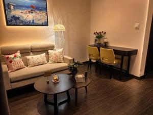 Hạ Long Homestay Sapphire ngắm vòng quay mặt trời