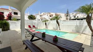Rafael - Private Pool - 10 Guests - Albufeira