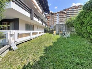Apartment Hauts De Nendaz B OP by Interhome