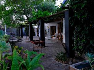The Hudson Guesthouse & Suites