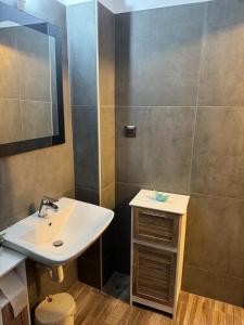 Modern City Center Retreat