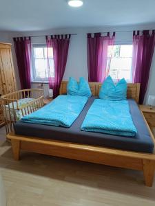 Ferienhaus Mitteldachstetten, ruhige Lage, kostenlos parken, WLAN free