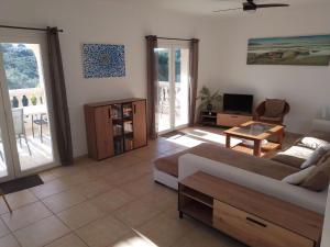 Holiday Home Villa Cajmin mit eigenem Schwimmbad by Interhome