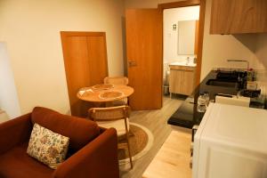 VIELA Guest House T1