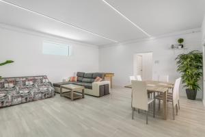 Bender House