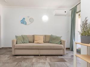Apartment Marc Miami by Interhome