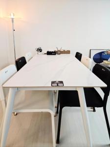 DMC Stn, 3BR, 2BA, Fits7, Free Luggage, Hongdae
