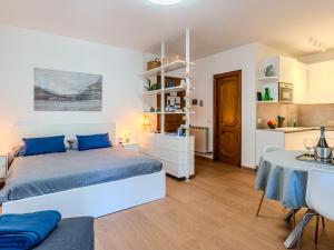Apartment Riva&Lago by Interhome