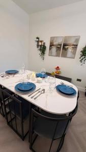 Stylish 3BR House in Newham East London&Hot Tub