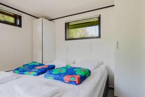 Modern Beachside Retreat in Marielyst 2BR