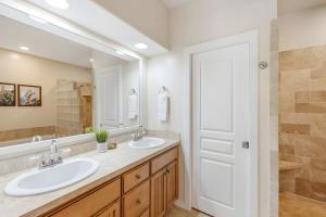 Poipu Kai - 4BR Condos Pool - Sleeps 12