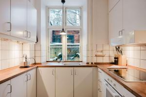 Bright & Charming 3-Room Apt