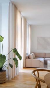 Luxury Apt By The Lakes In CPH Center