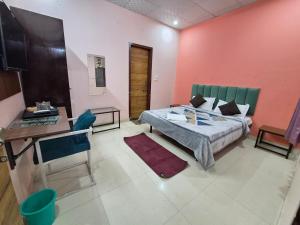 Hotel delight 203 budget room Airport stayrooms