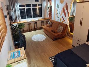 Só vem, Apartamento próximo a praia de São Vicente