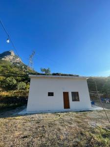 Bujtina Dalmacia 2