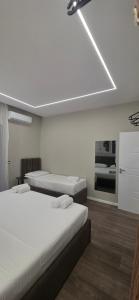 Roan Home