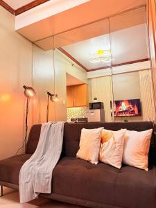 Shell Residences near MOA & NAIA by Jersey