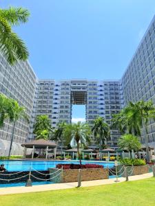Shell Residences near MOA & NAIA by Jersey