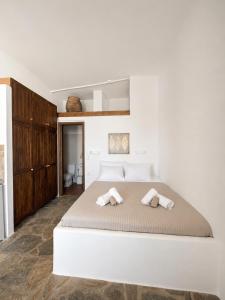 Uranos studios Amorgos