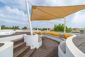 Vilamoura 4-Bedroom Penthouse with Jacuzzi