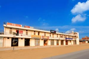 Hotel O Bhavya Inn