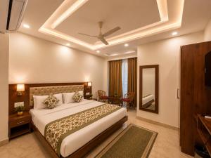 Sitara Premium Dhakad Gold, Near Lakshman Jhula, Tapovan