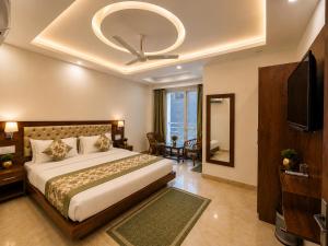 Sitara Premium Dhakad Gold, Near Lakshman Jhula, Tapovan