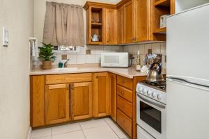 Adulo Apartments