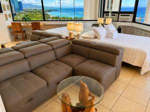 Hale Kai Nani-Beautiful Sea House