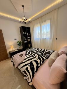 Modern & Elegant Setting Forest View Near the Beach