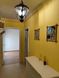 Apartament doua camere Retro view