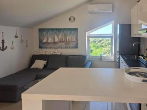 Apartment Babas near Babe beach