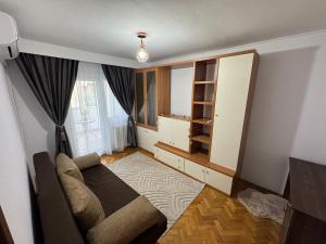 Night City Central Apartment, 3 Camere, 3 Balcoane, Untold