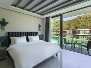 Rixos Premium Tekirova - The Land of Legends Access