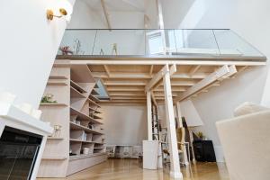 Luxury 143m2 2-Bedroom Penthouse Loft with AC & Elevator - Brīvības Street, Central Riga